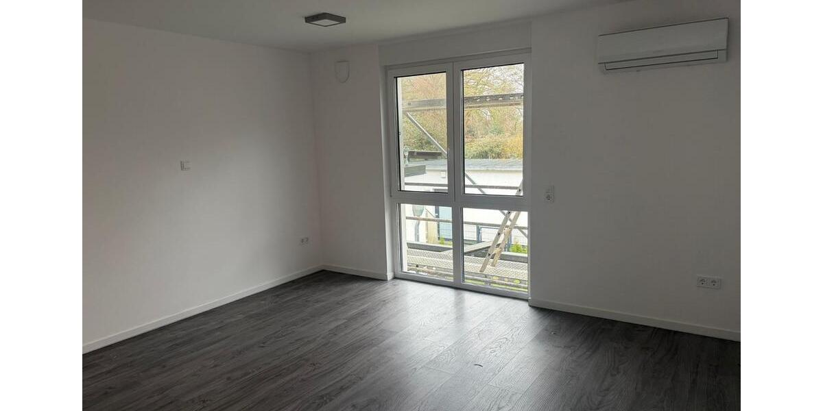 Loft - Studio - Atelier Alpen - 4.5 Zimmer, 150 m&sup2;, 1.350&euro; | Angebot:25506991