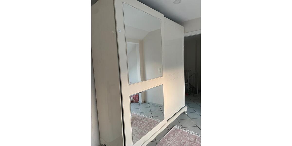 Maisonettenwohnung Krefeld Cracau - 5 Zimmer, 84 m&sup2;, 1.300&euro; | Angebot:24839178