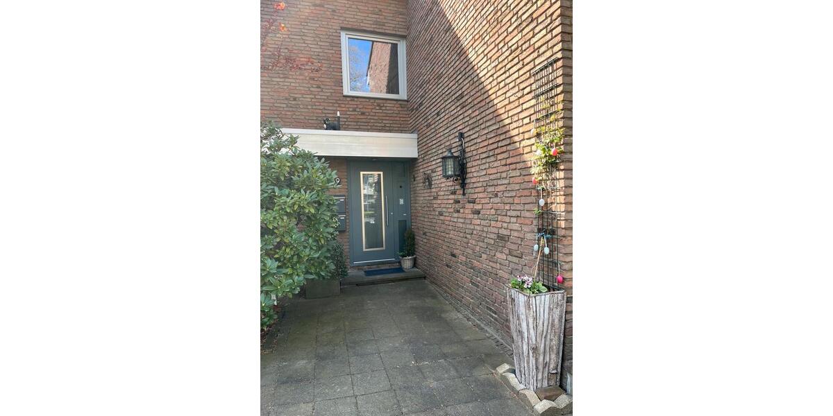 Terrassenwohnung Krefeld Fischeln - 4 Zimmer, 120 m&sup2;, 1.260&euro; | Angebot:26111238
