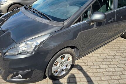 Peugeot 5008 149.252 km 7.990 &euro; Moers 47443