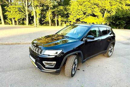 Jeep Compass 91.000 km 14.990 &euro; Dinslaken 46535