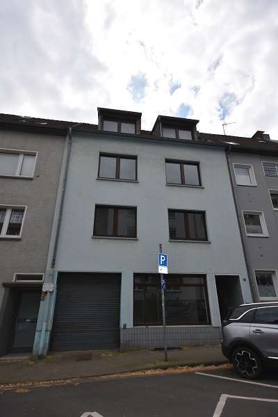 Haus zum Kaufen in Essen 525.000 € 195 m²