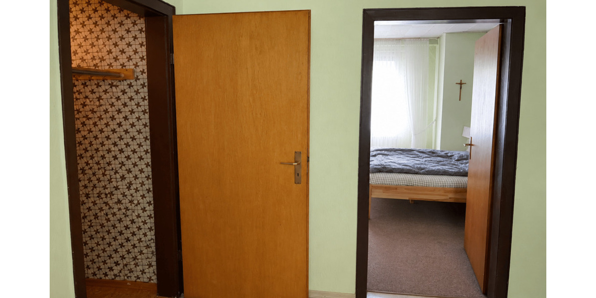 Etagenwohnung Duisburg Vierlinden - 3 Zimmer, 99 m&sup2;, 720&euro; | Angebot:26887495