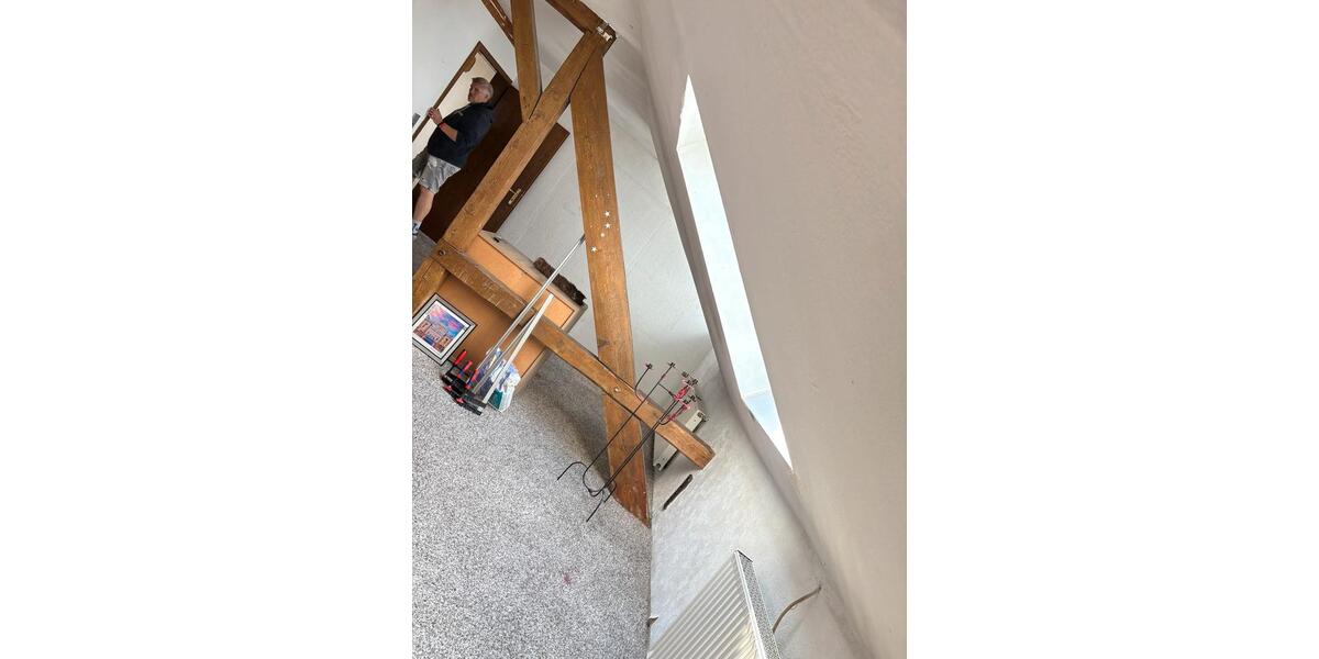 Dachgeschoßwohnung Krefeld Gartenstadt - 6 Zimmer, 109 m&sup2;, 330.000&euro; | Angebot:27413714