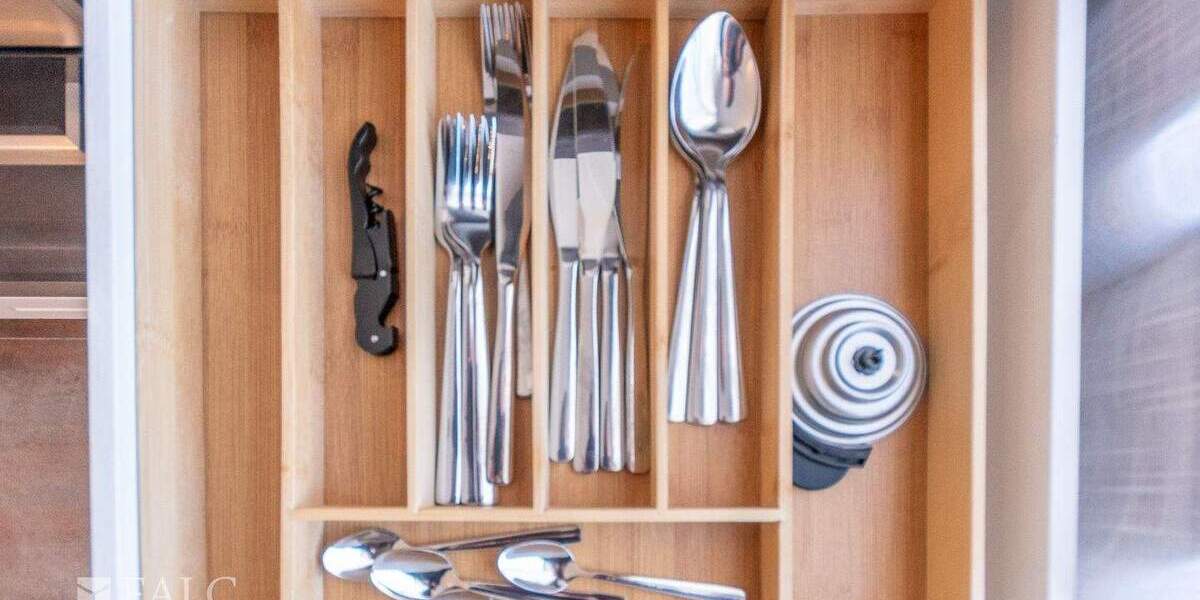 Etagenwohnung Essen Stadtkern - 2 Zimmer, 45 m&sup2;, 1.500&euro; | Angebot:25698263