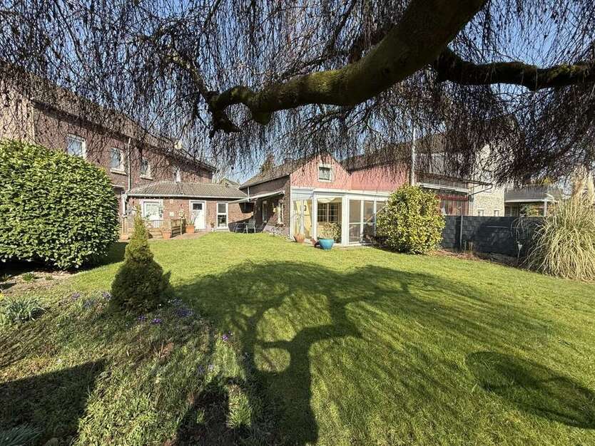 Haus zum Kaufen in Viersen Süchteln 280.000 € 140 m²