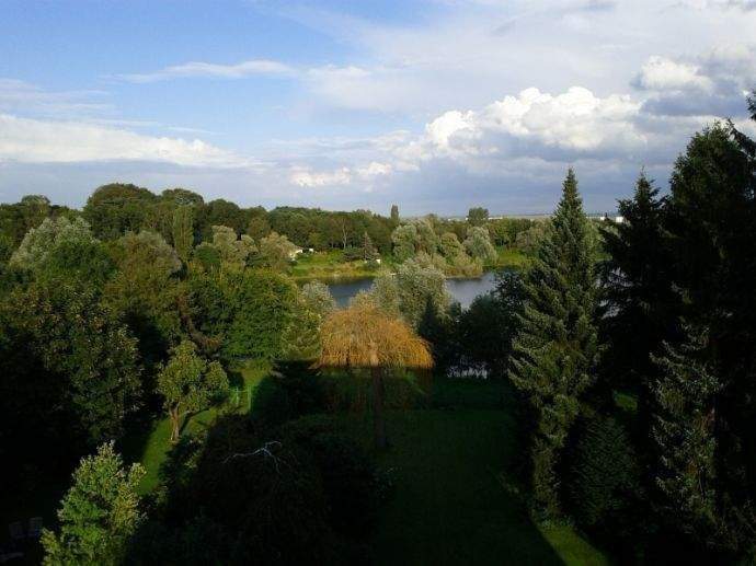 Etagenwohnung Düsseldorf Kaiserswerth - 5 Zimmer, 160 m&sup2;, 2.550&euro; | Angebot:25109283