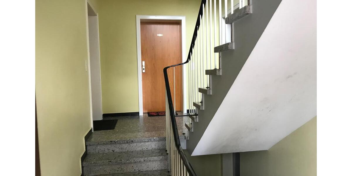 Dachgeschoßwohnung Duisburg Rheinhausen - 2 Zimmer, 69 m&sup2;, 550&euro; | Angebot:24866118