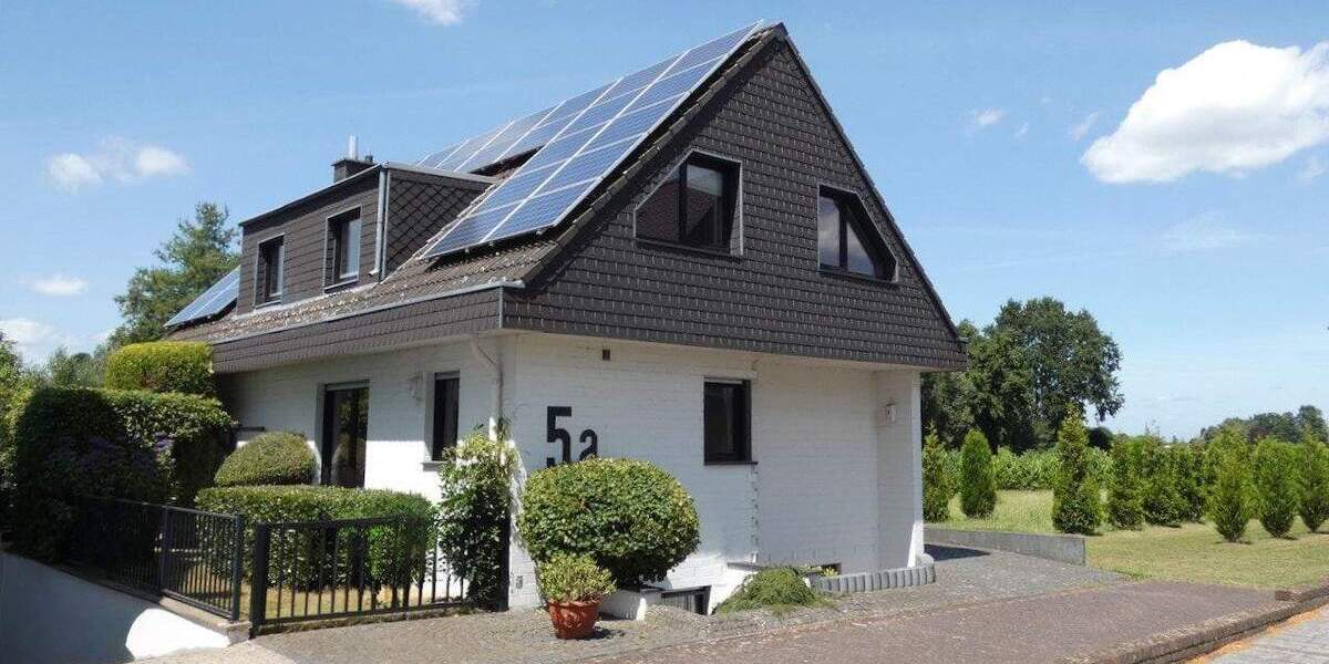 Einfamilienhaus Willich Schiefbahn - 7 Zimmer, 194 m&sup2;, 849.000&euro; | Angebot:24486302