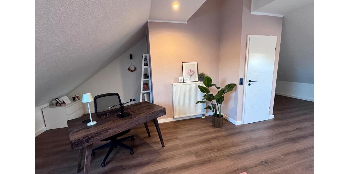 Reihenhaus Willich - 6 Zimmer, 180 m&sup2;, 630.000&euro; | Angebot:27016283
