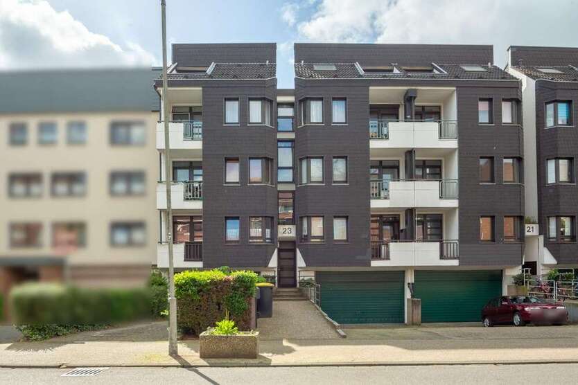Garage zu verkaufen in Düsseldorf 25.000 € 14.5 m²