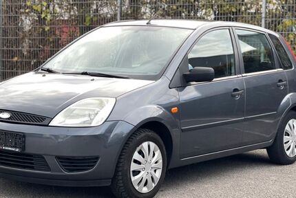 Ford Fiesta 183.000 km 2.650 € Wuppertal 42389