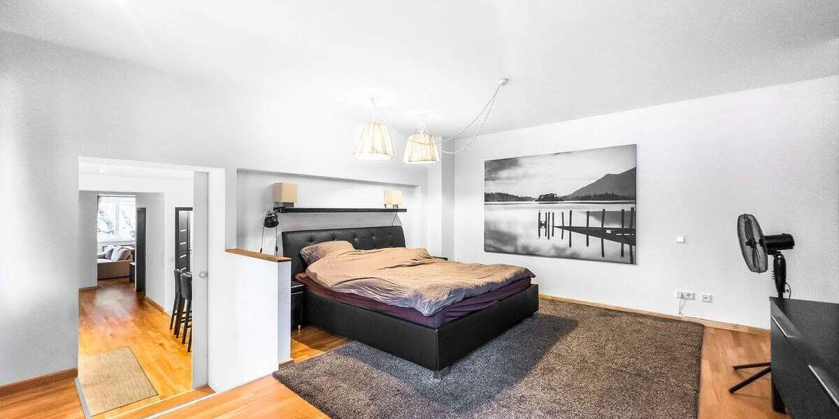 Etagenwohnung Düsseldorf Friedrichstadt - 4 Zimmer, 160 m&sup2;, 3.490&euro; | Angebot:23953791