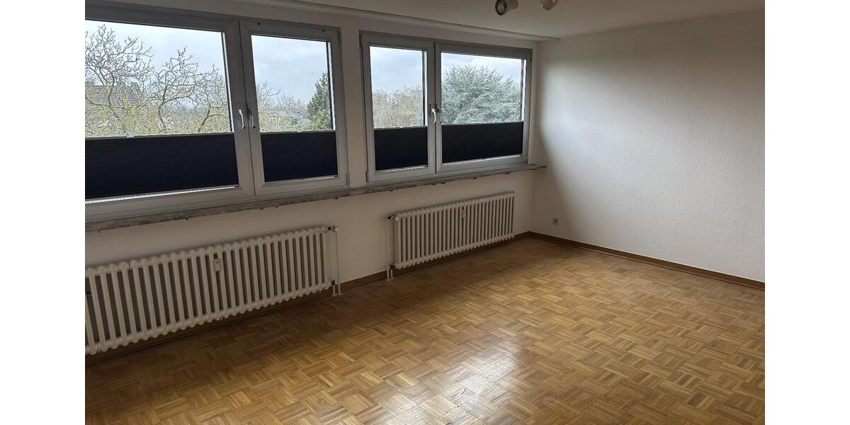 Dachgeschoßwohnung Moers Schwafheim - 3 Zimmer, 73 m&sup2;, 510&euro; | Angebot:25234924