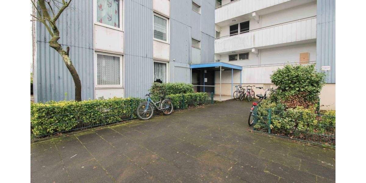 Sofort bezugsfrei: 2-Zi.-Etagenwohnung in Vorstadtlage 2 zimmer