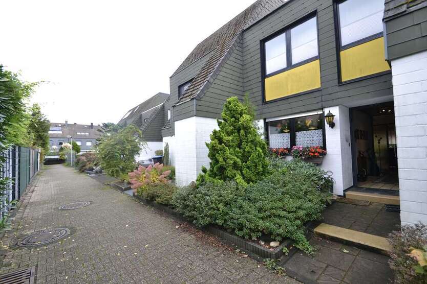 Haus zum Kaufen in Langenfeld 329.900 € 101 m²