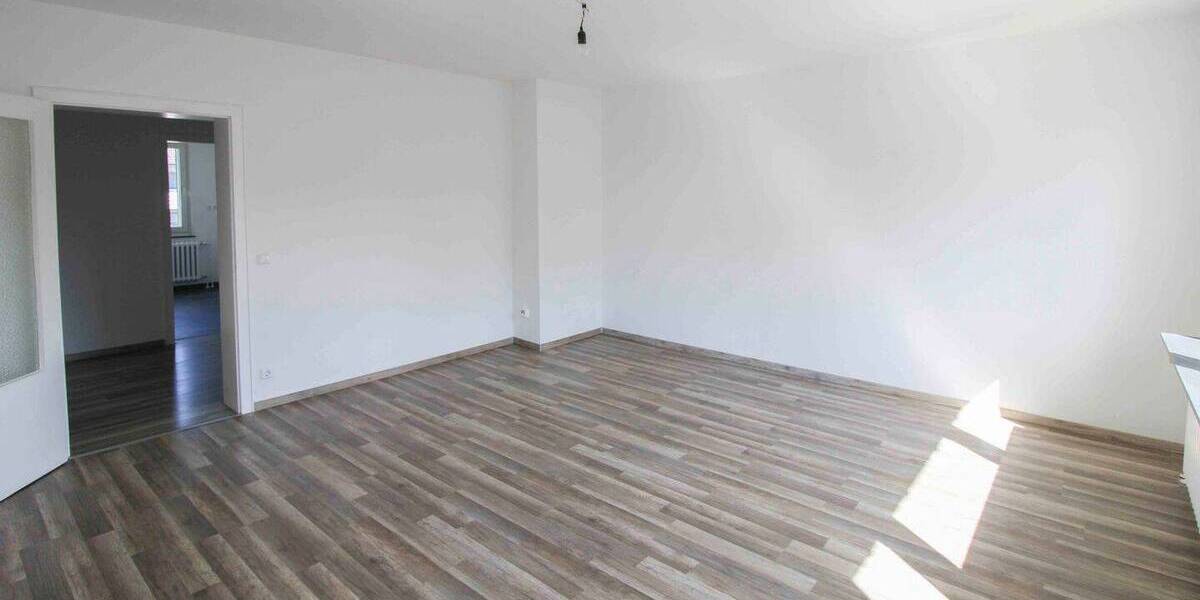 Etagenwohnung Duisburg Rumeln-Kaldenhausen - 3 Zimmer, 74 m&sup2;, 165.000&euro; | Angebot:26143309