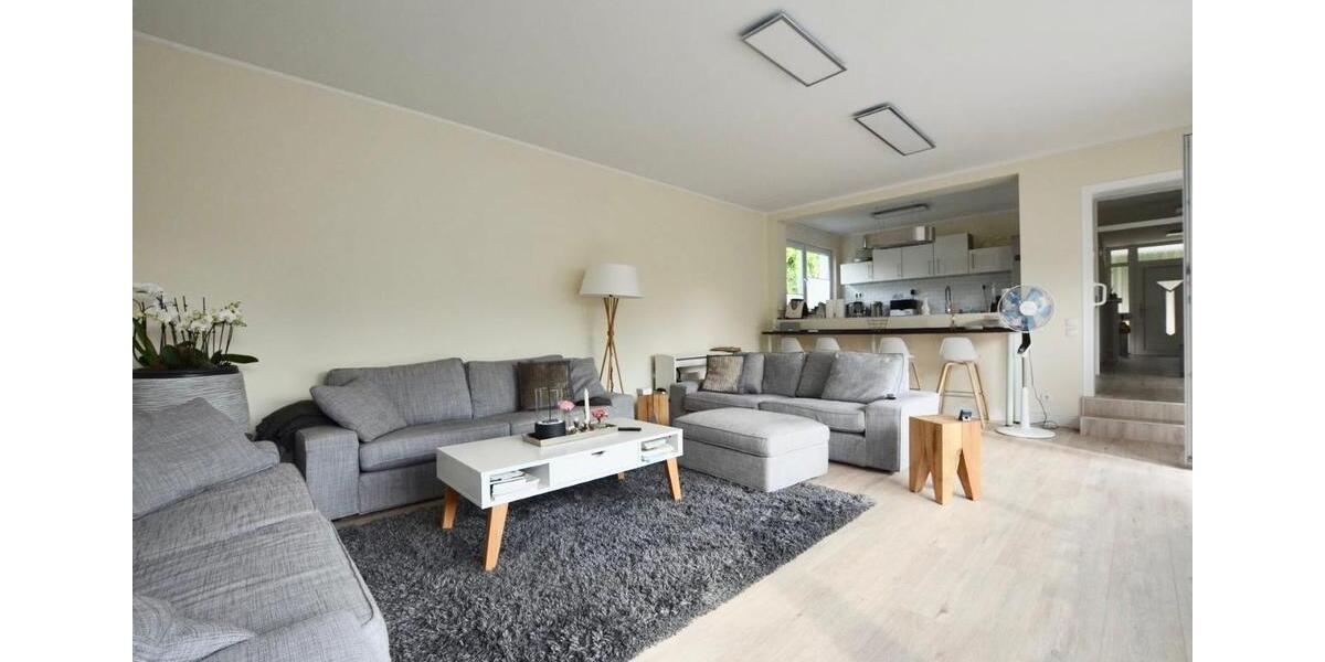 Ihr Traumhaus auf Zeit: Luxuriöses, vollständig möbliertes Einfamilienhaus mit 5 Zimmern und Garten 5 zimmer