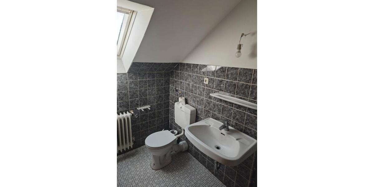 Dachgeschoßwohnung Gladbeck - 1 Zimmer, 34 m&sup2;, 250&euro; | Angebot:26372630