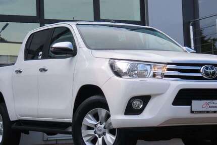 Toyota Hilux 228.800 km 25.900 € Neuss 41469