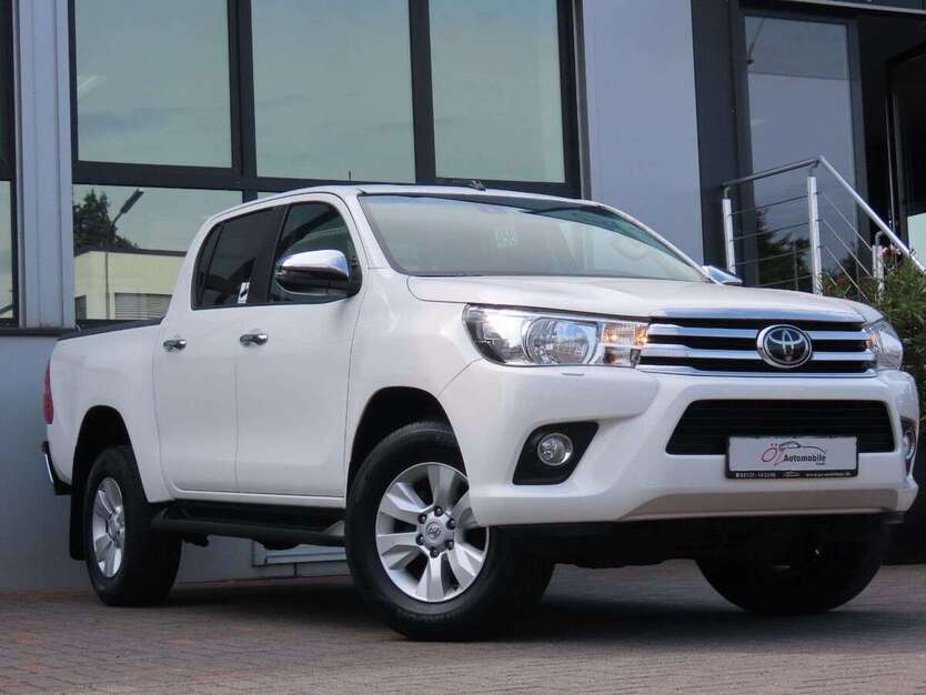 Toyota Hilux 228.800 km 25.900 € Neuss 41469