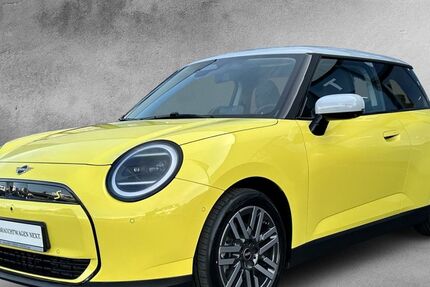 Mini Cooper SE 6.162 km 35.615 € Kempen 47906