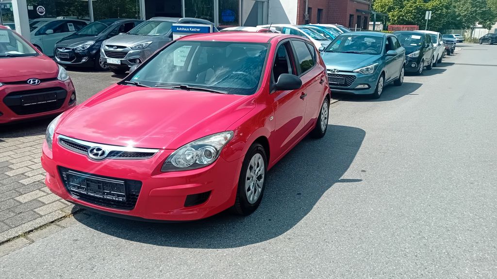 Hyundai i30 97.950 km 4.750 &euro; Duisburg 47269