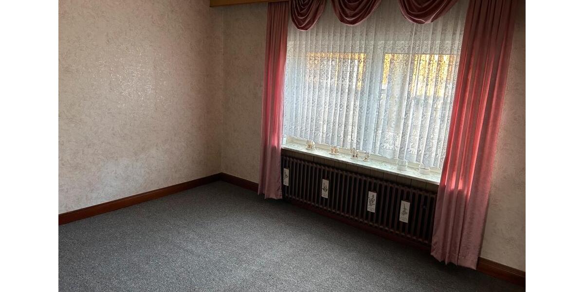 Mehrfamilienhaus, Wohnhaus Duisburg Mittelmeiderich - 16 Zimmer, 424 m&sup2;, 454.999&euro; | Angebot:26947812