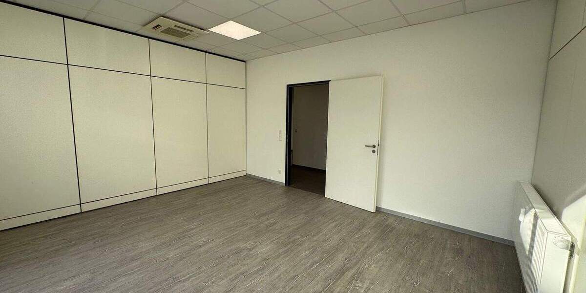Gewerbeobjekt Willich Münchheide - 7 Zimmer, 246 m&sup2;, 2.460&euro; | Angebot:24789280