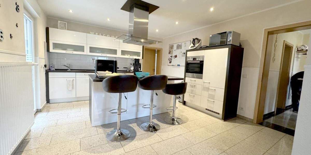 Einfamilienhaus Oberhausen Schwarze Heide - 7 Zimmer, 595.000&euro; | Angebot:25611510