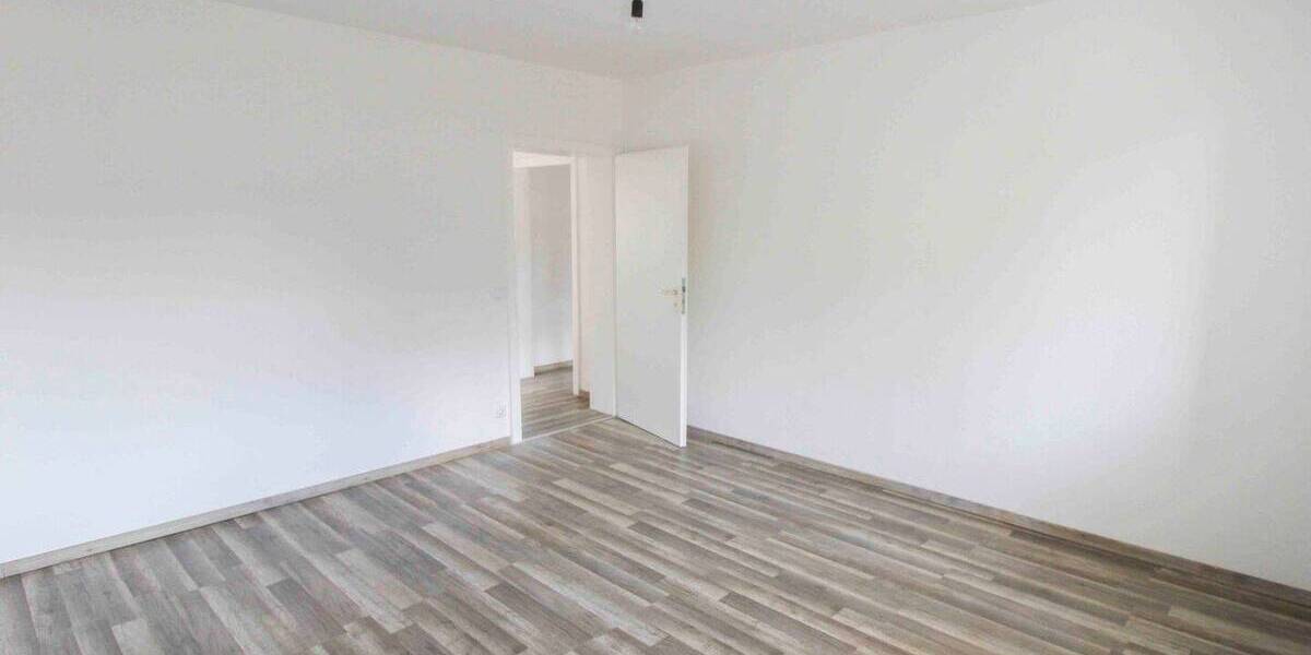 Etagenwohnung Duisburg Rumeln-Kaldenhausen - 3 Zimmer, 74 m&sup2;, 165.000&euro; | Angebot:26764028