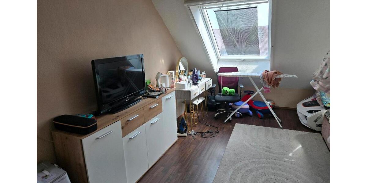 Maisonettenwohnung Duisburg Rheinhausen - 4 Zimmer, 83 m&sup2;, 1.000&euro; | Angebot:26235802