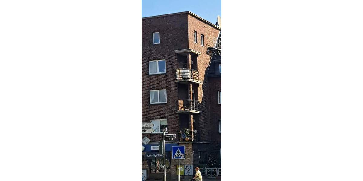 Etagenwohnung Düsseldorf Rath - 3 Zimmer, 92 m&sup2;, 1.250&euro; | Angebot:25141160