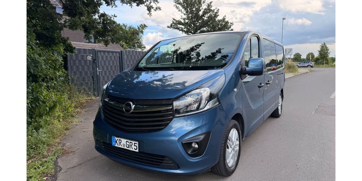 Opel Vivaro 197.145 km 13.490 &euro; Krefeld 47804
