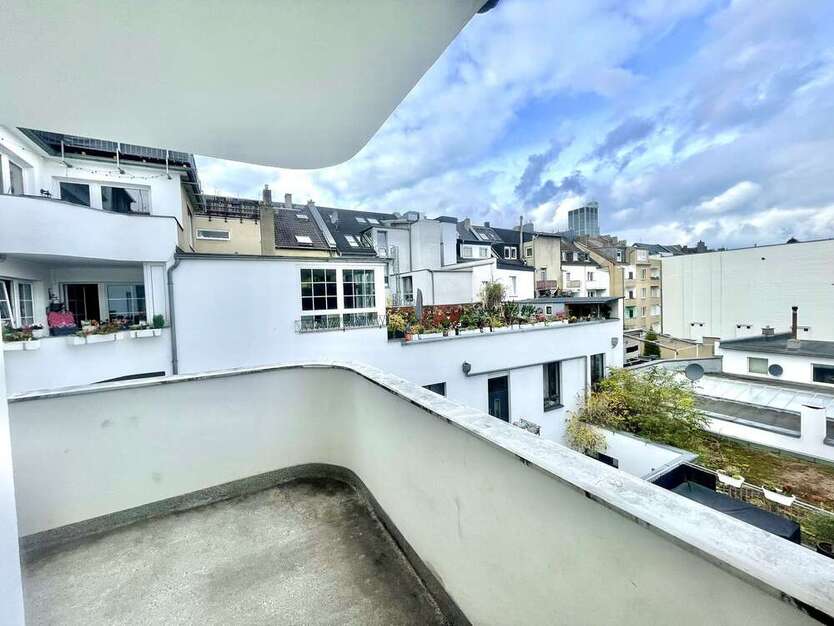 Wohnung zum Mieten in Düsseldorf 1.540 € 110 m² 4 zimmer