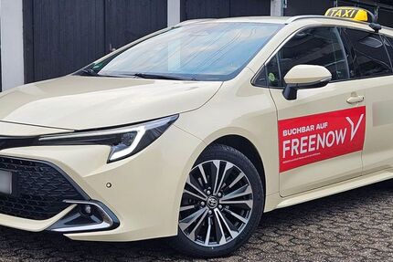 Toyota Corolla 81.000 km 29.800 &euro; Düsseldorf 40229