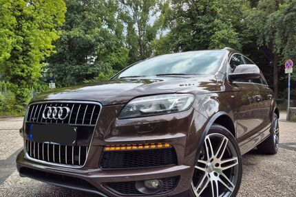 Audi Q7 240.000 km 16.900 € Duisburg 47178
