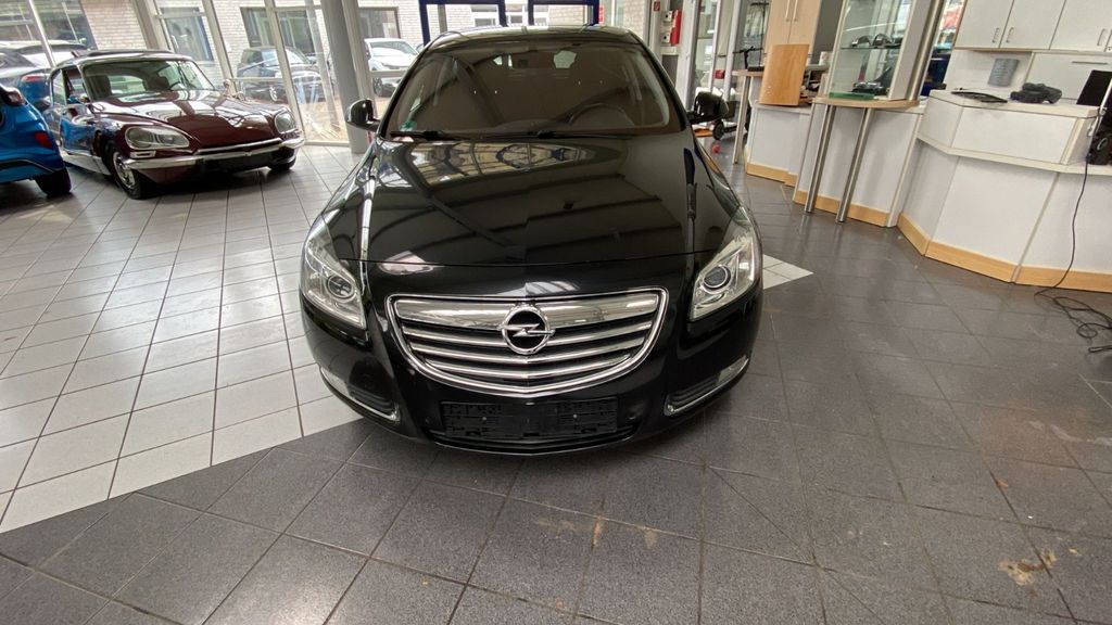 Opel Insignia 212.122 km 4.999 &euro; Gelsenkirchen 45892