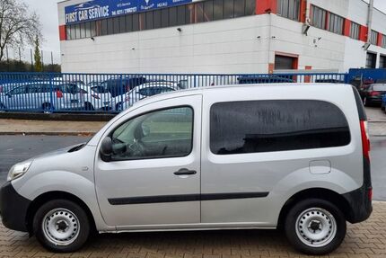 Renault Kangoo 122.674 km 6.999 &euro; Düsseldorf 40599