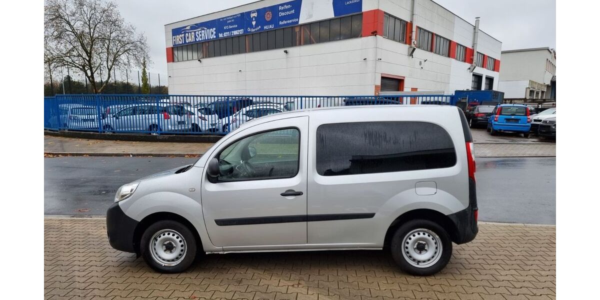 Renault Kangoo 122.674 km 6.999 &euro; Düsseldorf 40599