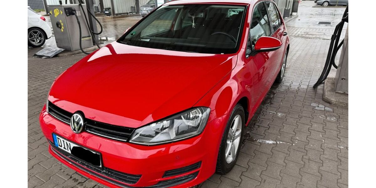 VW Golf 135.356 km 8.200 &euro; Dinslaken 46537