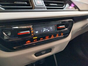 Suzuki Swift Comfort Mild Hybrid Klima met. Alu 4.664 km 15.870 € HAAN 42781