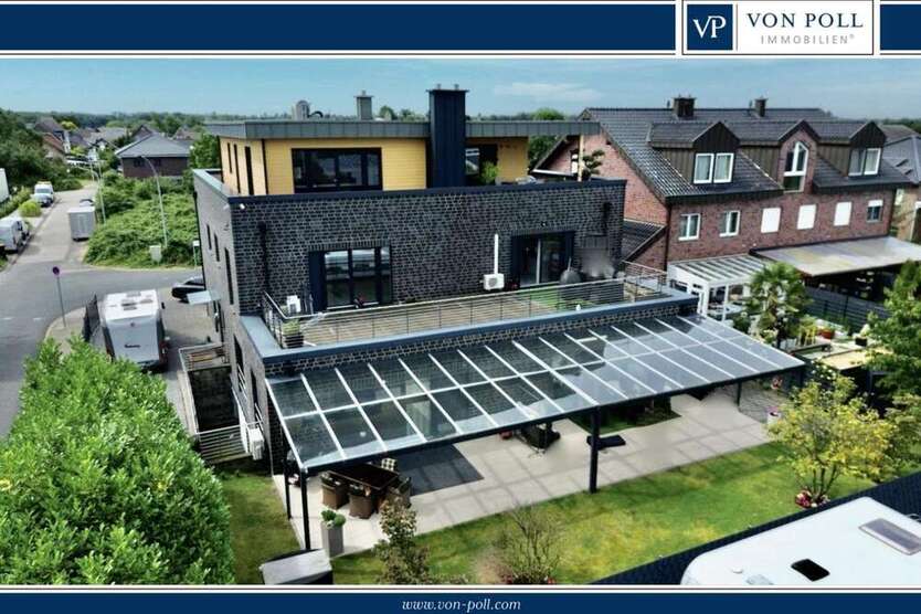 Haus zum Kaufen in Mönchengladbach 2.850.000 € 827 m²