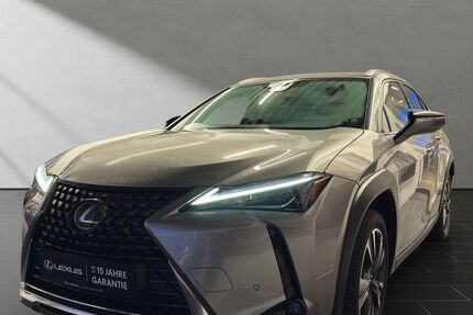 Lexus UX 19.946 km 29.490 &euro; Wesel 46485