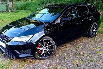 Seat Leon 142.300 km 13.000 € Bottrop 46244