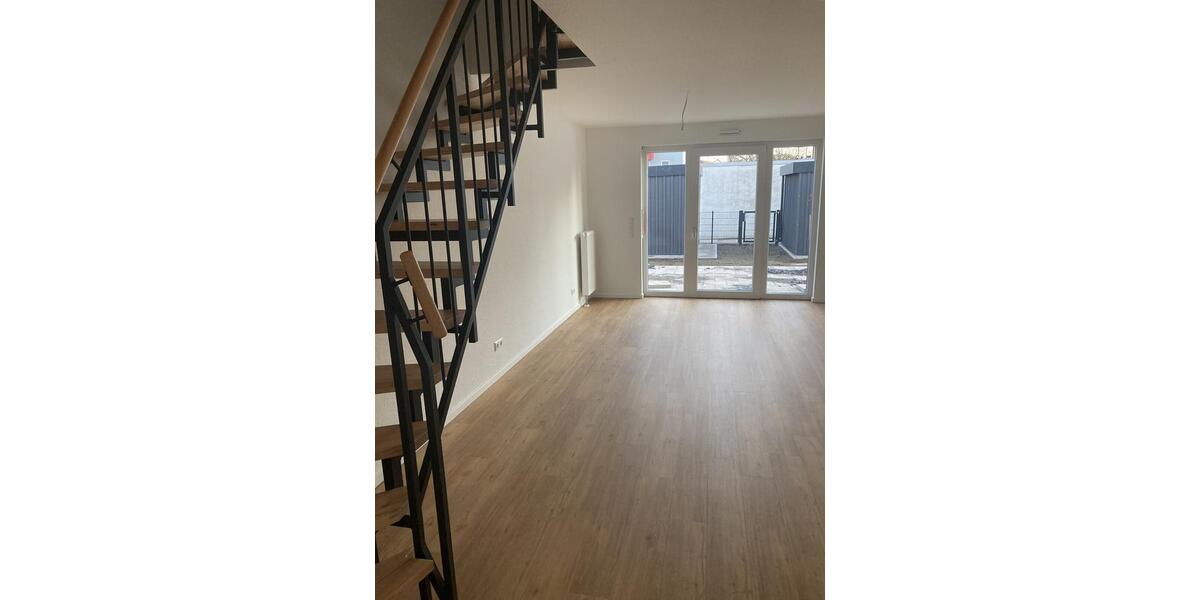 Etagenwohnung Duisburg Walsum - 4 Zimmer, 116 m&sup2;, 1.454&euro; | Angebot:25423585