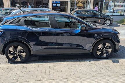 Renault Megane E-TECH 27.900 km 20.490 &euro; Kamp-Lintfort 47475