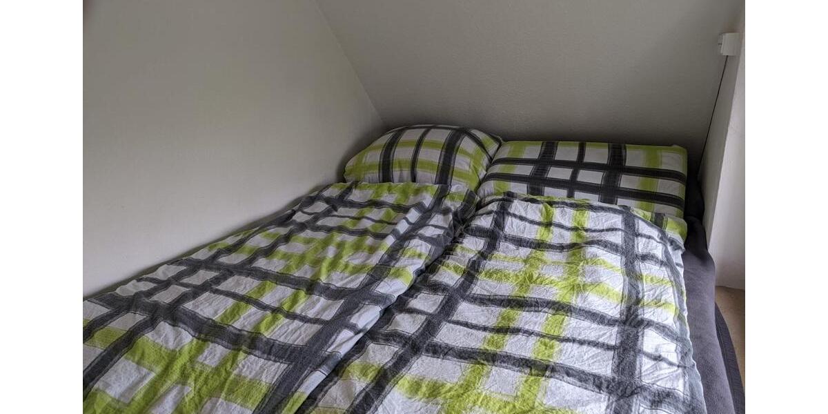 Etagenwohnung Essen Stadtbezirk VI - 1.5 Zimmer, 40 m&sup2;, 680&euro; | Angebot:25499322