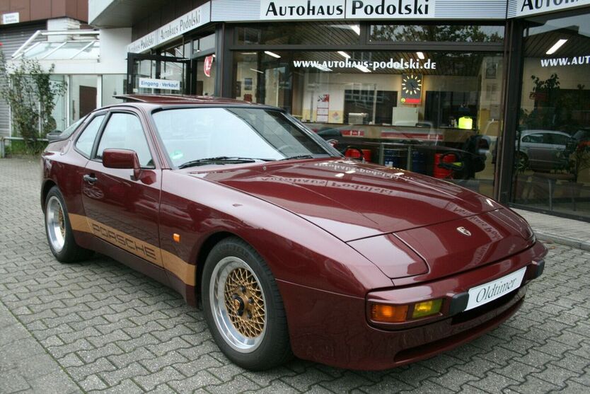 Porsche 944 158.251 km 24.944 € Mönchengladbach 41065