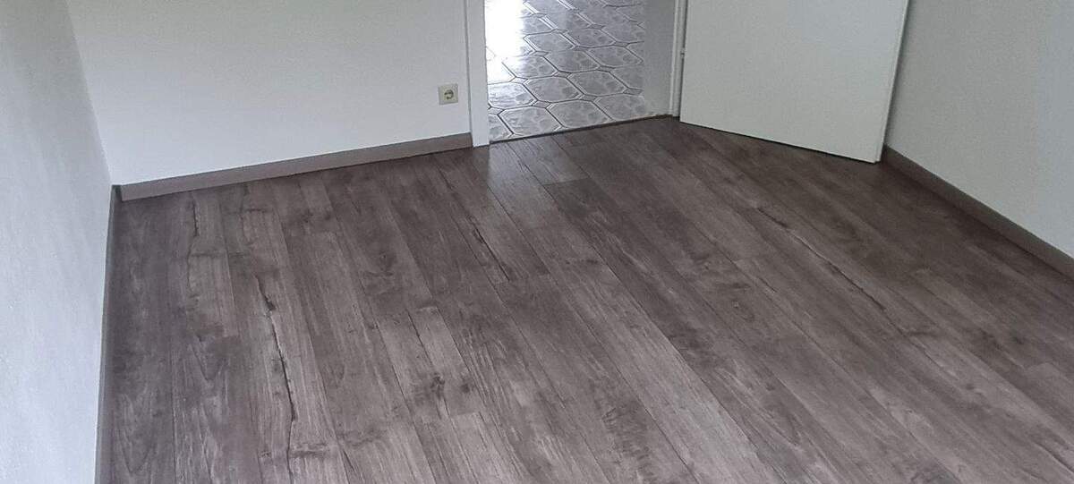GELEGENHEITI!!! RENOVIERTE + GEMÜTLICHE 3 ZIMMER WOHNUNG mit BALKON in ESSEN - SCHÖNEBECK!!! 3 zimmer